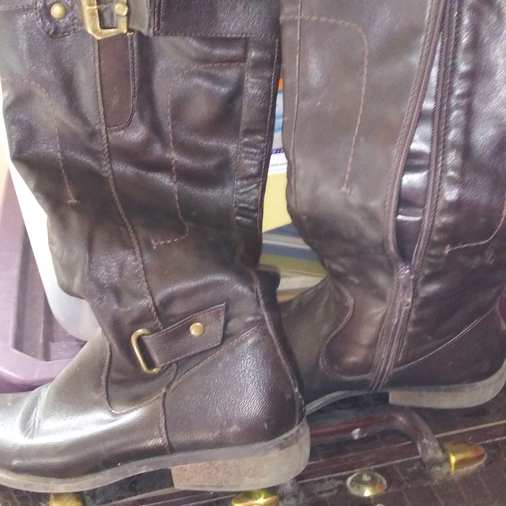 Shoes & boots